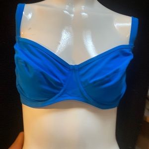 Gottex 36E bikini top